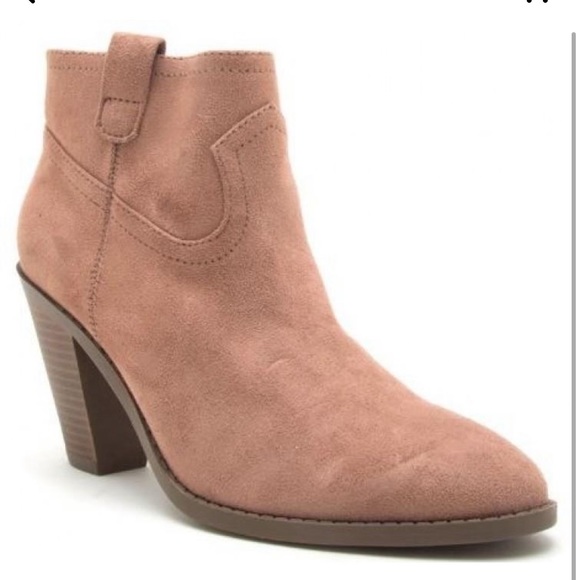Qupid Shoes - Heeled Bootie with zipper in tan/camel